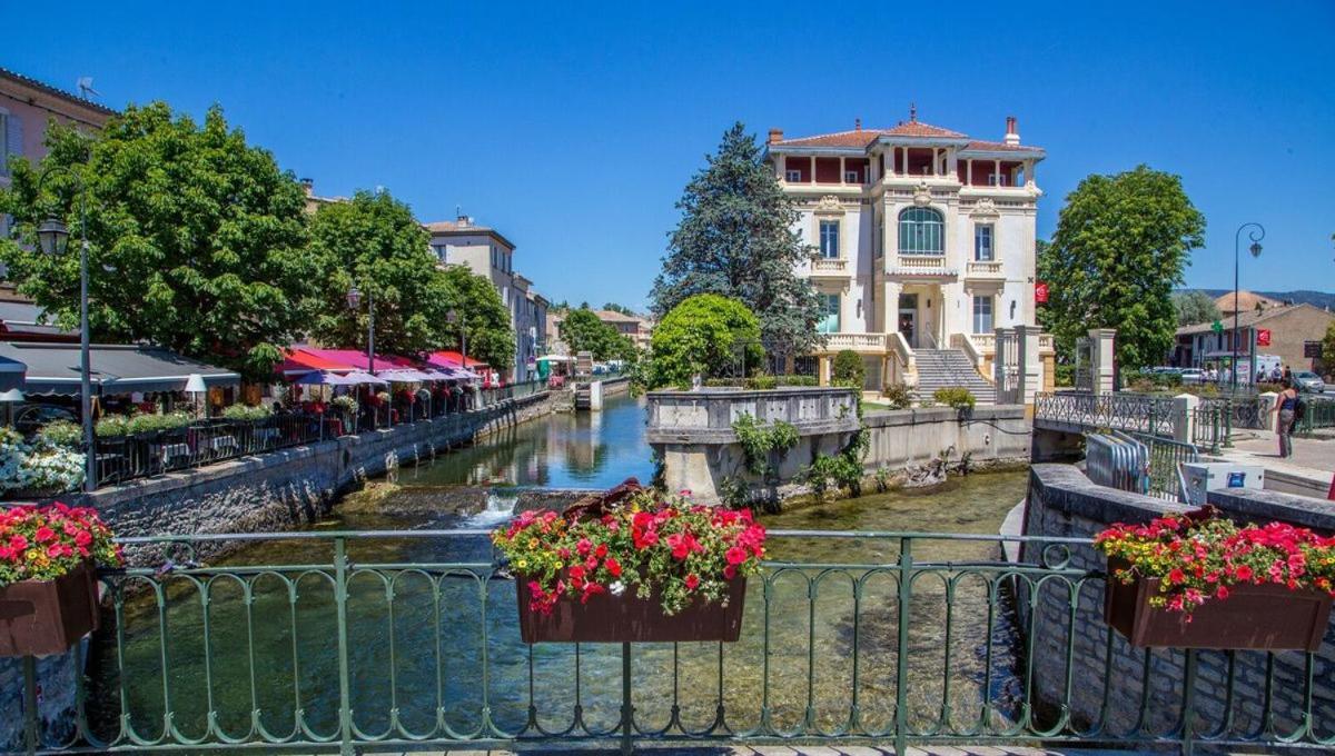 Gite De L'Olivier, Classe, Climatise, Jardin Avec Parking Gratuit Devant Le Logement Et A 5 Minutes Du Centre-Ville A Pied LʼIsle-sur-la-Sorgue Buitenkant foto